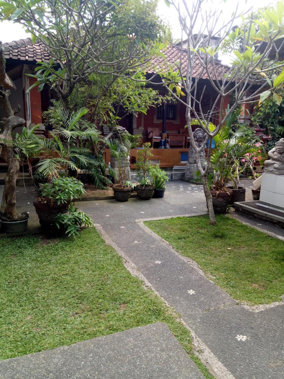 Suandi House Bed & Breakfast Ubud  Luaran gambar